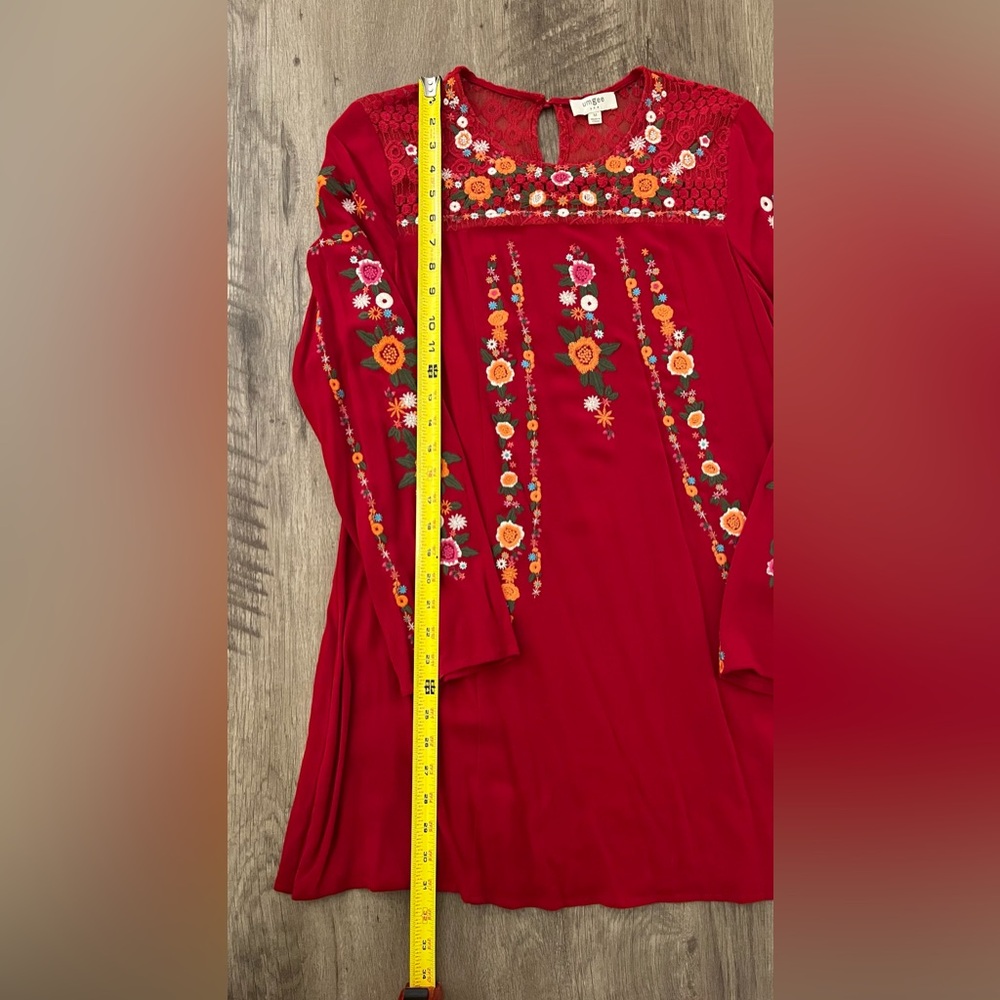 UMGEE - Red embroidered tunic dress, size Medium - Picture 4 of 4